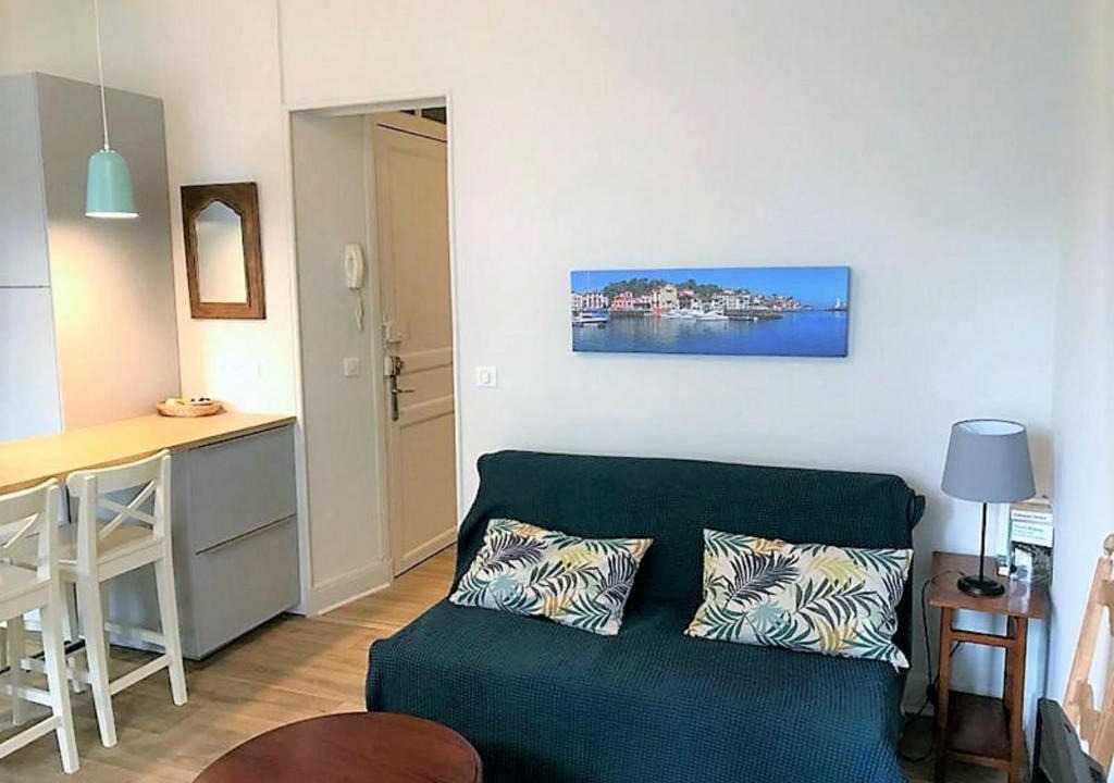 Saint-Jean-de-Luz City Center Apartment | Appartement Saint-Jean-de-Luz, 2 pièces, 4 personnes - FR-1-4-538