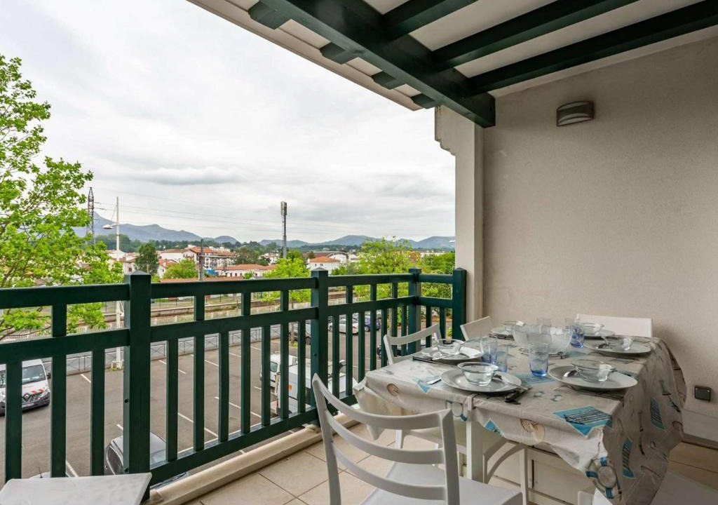 Saint-Jean-de-Luz City Center Apartment | Appartement Saint-Jean-de-Luz, 4 pièces, 6 personnes - FR-1-4-542