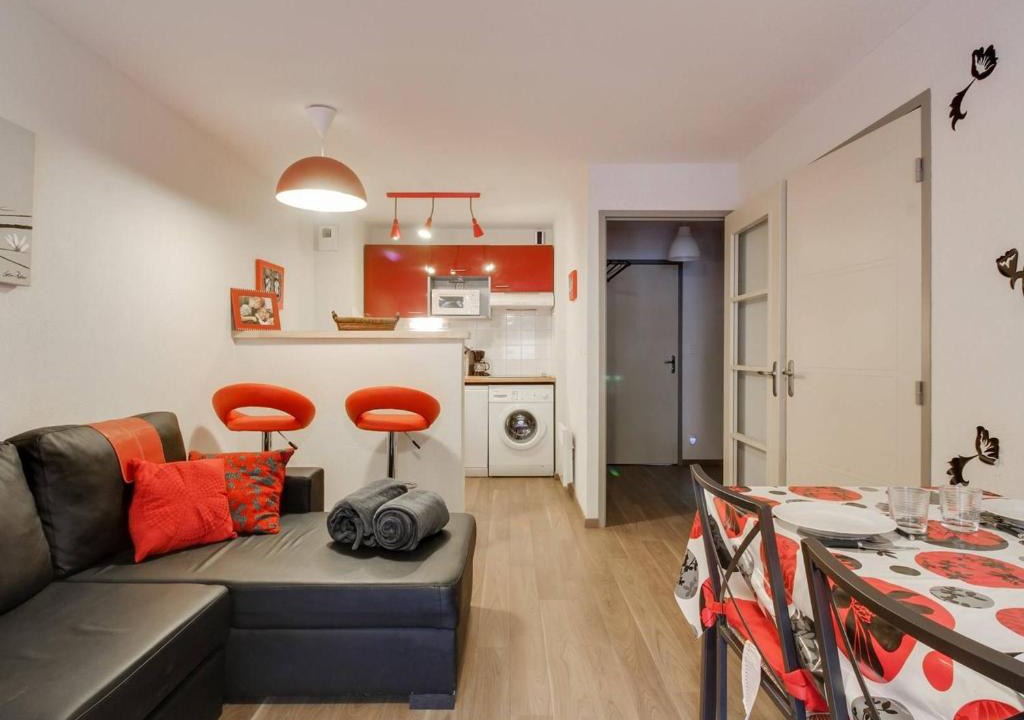 Sers Apartment | Appartement Sers, 2 pièces, 6 personnes - FR-1-403-7