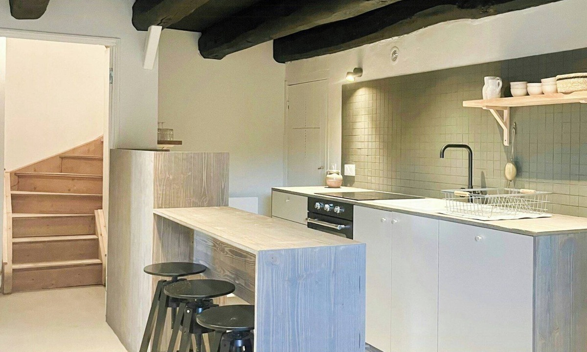 Saint-Martin-des-Olmes House | Architect's house in an Auvergne hamlet