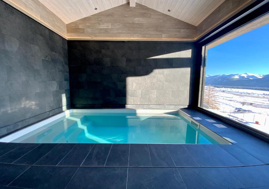Les Angles Ski Chalet | Artik chalet avec vue à 180 degrés et piscine