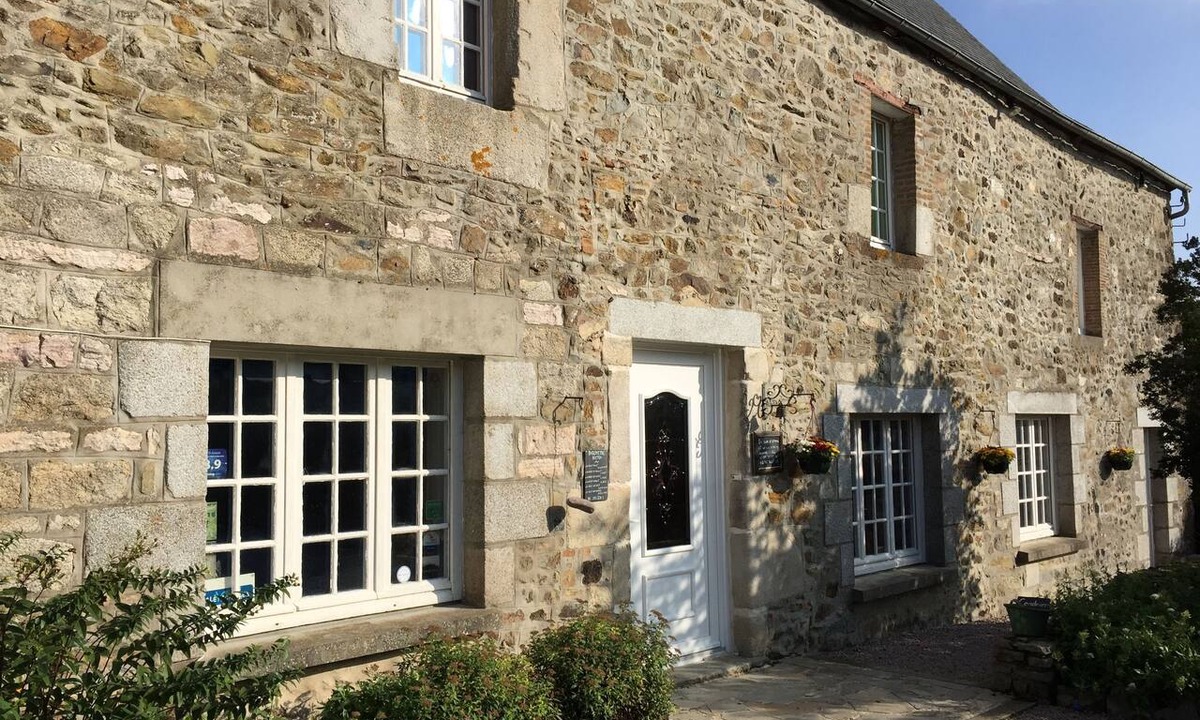Lamballe House | Au Clos du Lit - Chambres d'hôtes