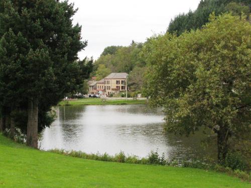 Le Mayet-de-Montagne House | Au Lac des Moines