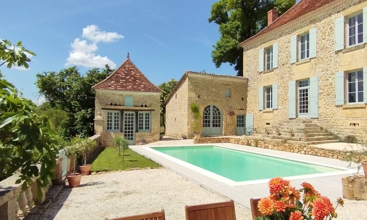 Nanthiat House | Authentic 5-Bed 18C Manoir, Périgord Vert: Near Top Dordogne Experiences