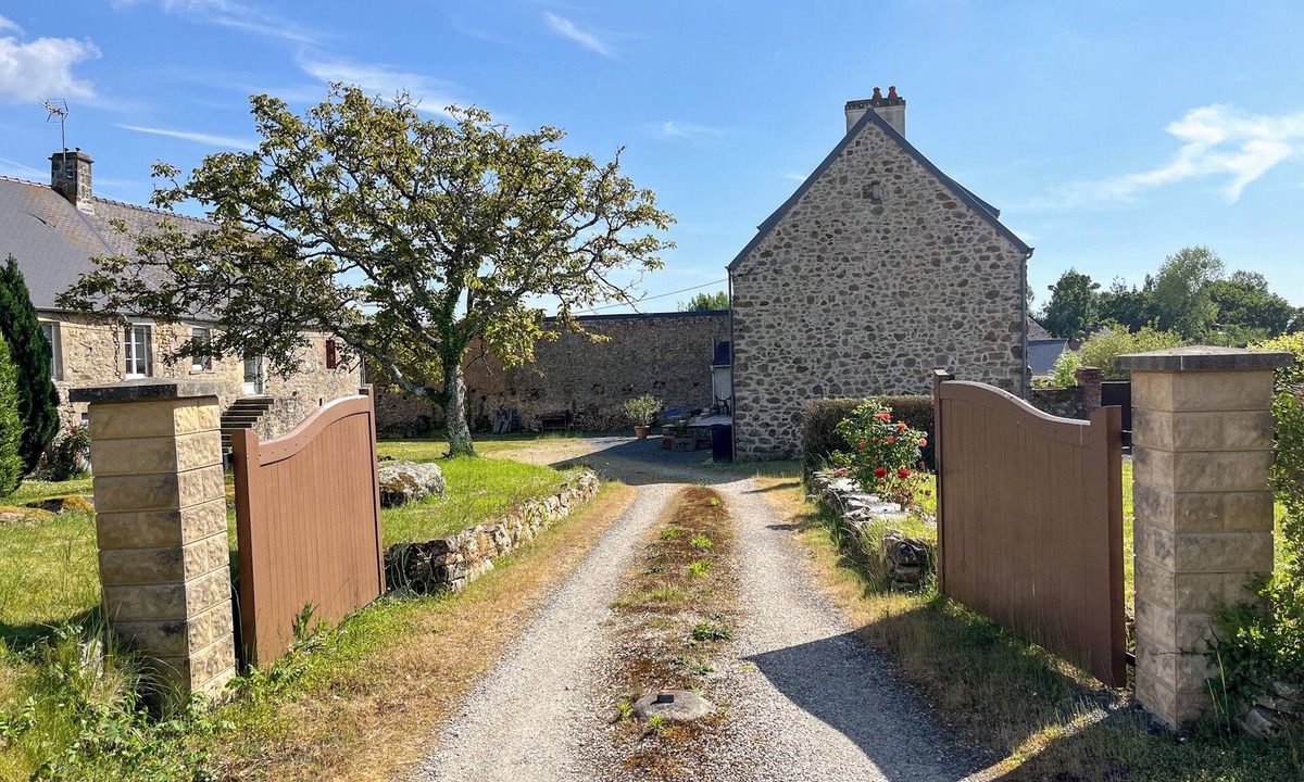 Rocheville House | Authentic house in the heart of Rocheville