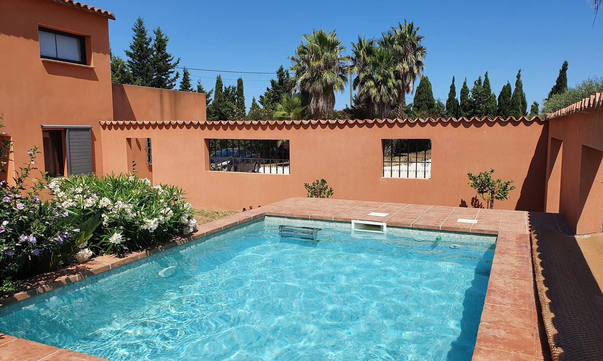 Corneilla-del-Vercol House | Authentique Mas Catalan Entièrement Rénové à 10 Minutes des Plages