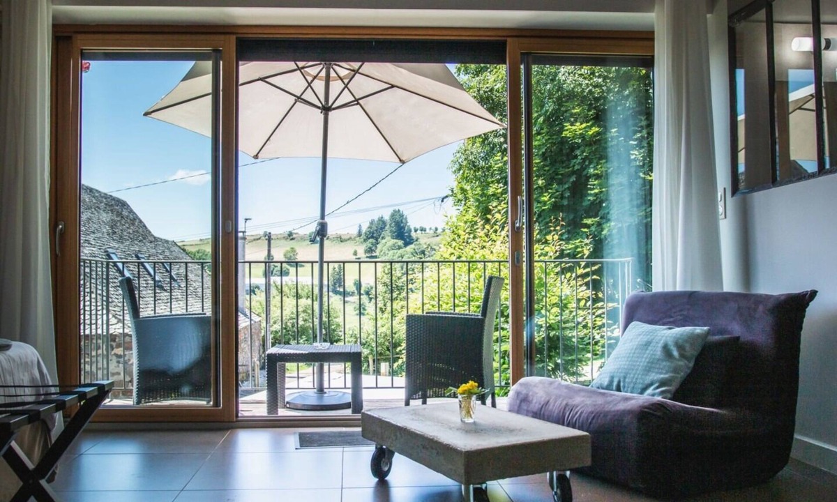 Laguiole Hotel | Aux Caprices d'Aubrac