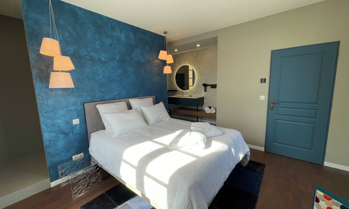 Saint-Medard Apartment | Azul - Charming gîte for couples