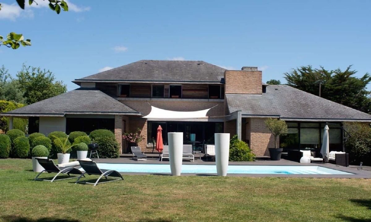 Larmor-Baden Villa | Bamboo Villa with pool 50 m from the sea