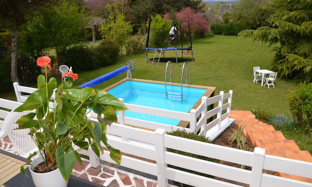 Saint-Thibault-des-Vignes Villa | Beautiful villa with pool near Disneyland 15 minutes and Paris 28 km