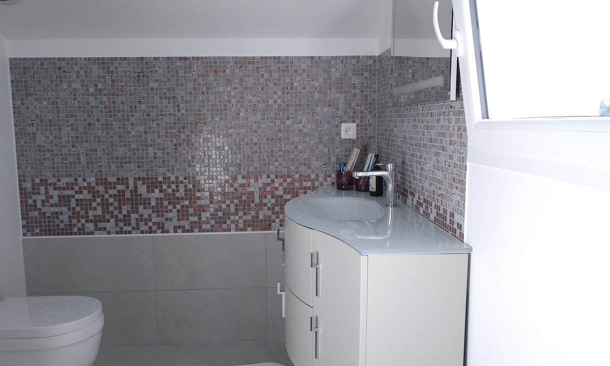 Mont-sur-Monnet House | Beautiful modern house, New, Super equipped with Swiss Quality