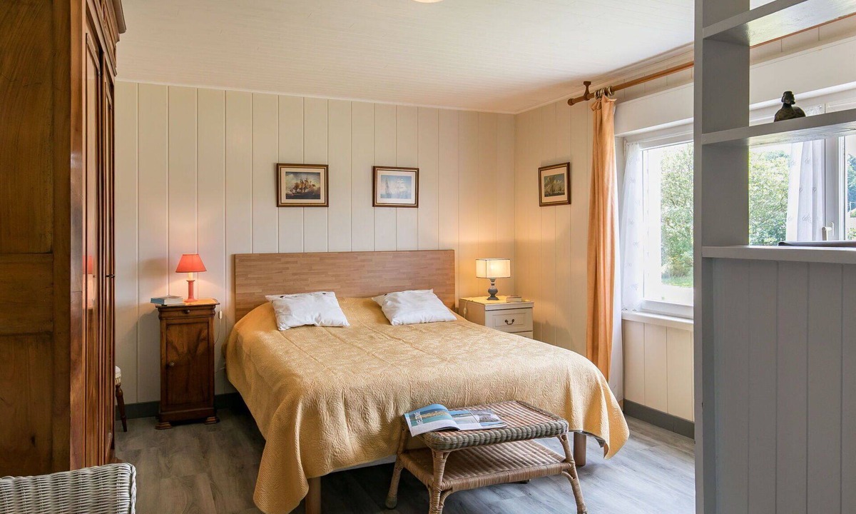 Taule House | Beautiful private villa for 2 guests with TV and patio