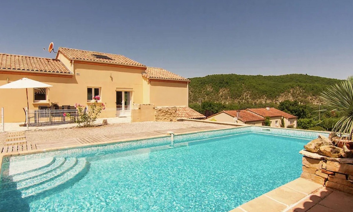 Calamane House | Beautiful villa with pool and stunning views
