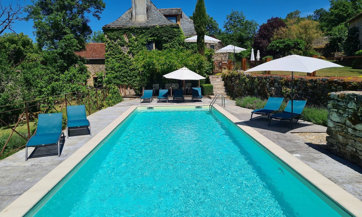 Vailhourles House | Beautifully renovated and idyllic 18th century stone Mas d'Arjac, Aveyron