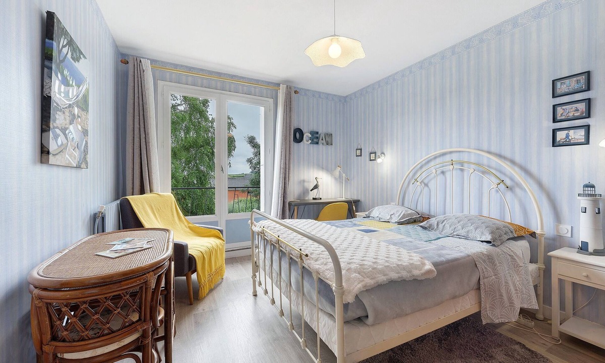 Plouider Bed & Breakfast | Bed and Breakfast 'Chambres D'hôtes De Kersehen Bleue' with Shared Garden, Balcony and Wi-Fi
