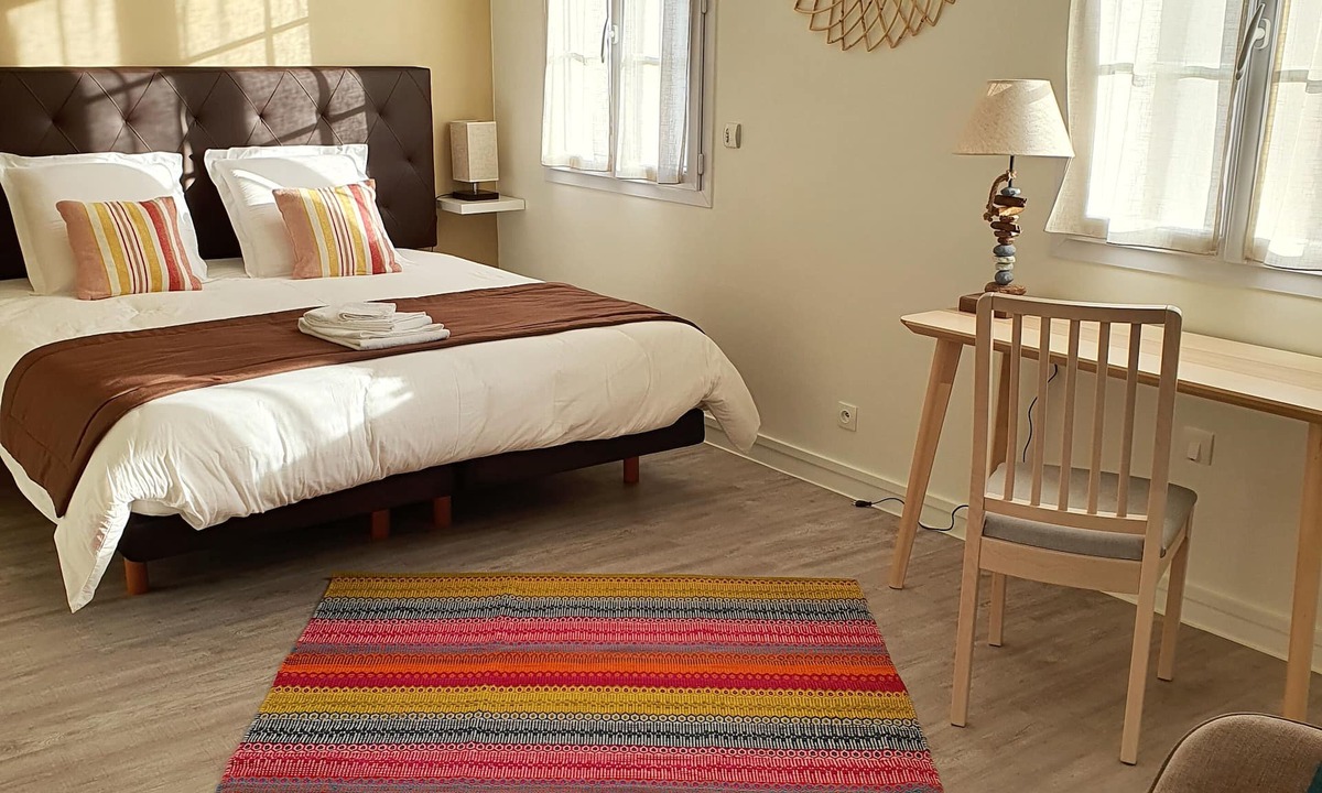 Les Mureaux Hotel | BEDROOM BELLE ILE
