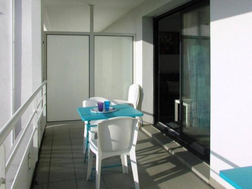 Etel Apartment | Bel appartement moderne avec balcon proche plage et port d'Étel - FR-1-479-59