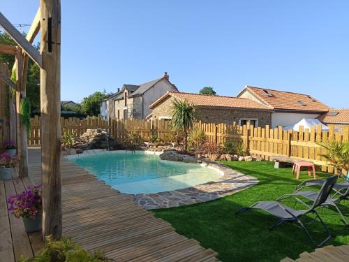 Carquefou House | Bel des prés - Cénote - Piscine partagée