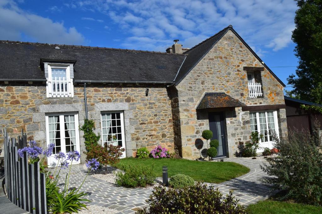 Langueux House | Belle ferme rénovée proche mer