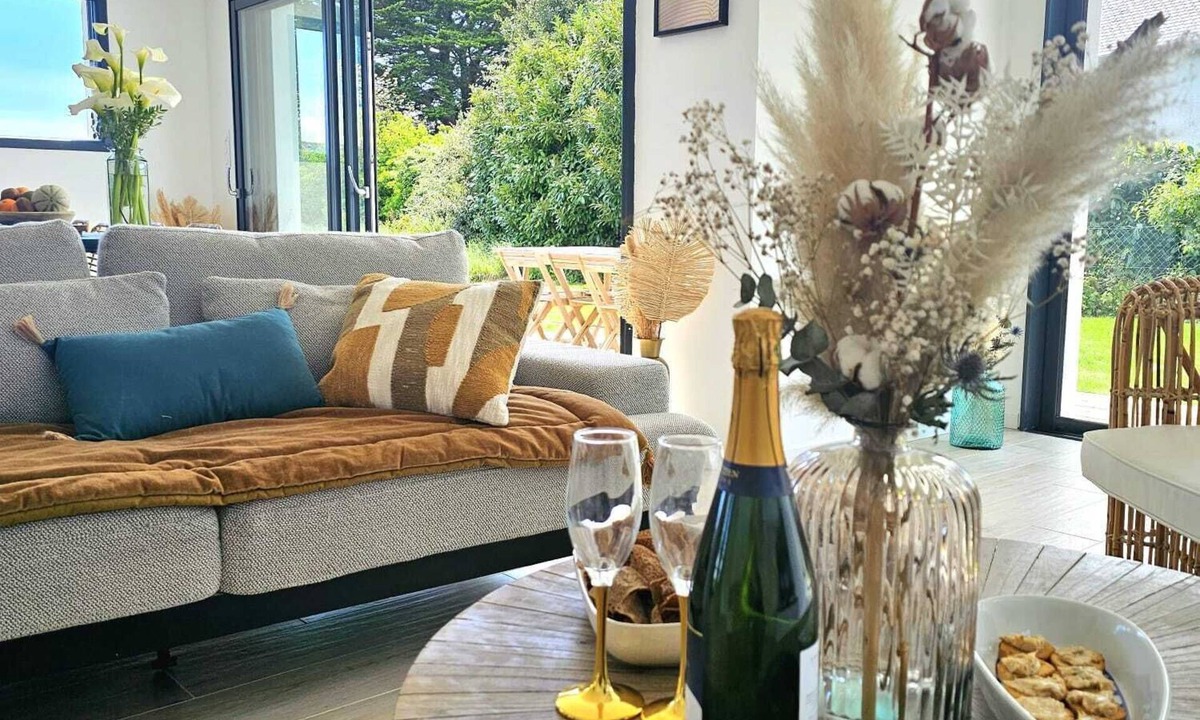 Arzon House | Belle villa avec jardin,Arzon proche port du Crouesty 500m et proches plages 2km
