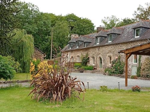 Plevin Bed & Breakfast | Bienvenue à Longère Bihan - Chambres d'Hôtes - Bed & Breakfast