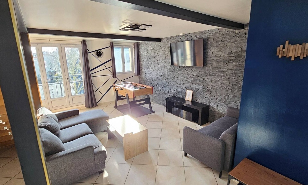 Drancy Apartment | Blue Duplex Near Paris & Stade De France