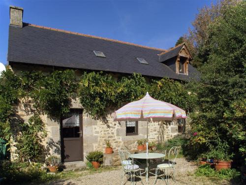 Querrien House | Breton Escape in Querrien