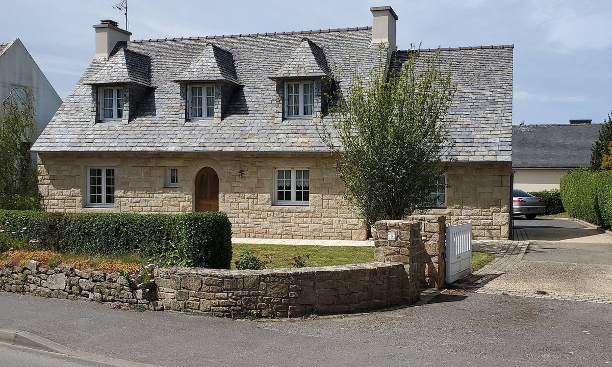 Saint-Pol-de-Leon House | BRETON HOUSE 5MN WALK FROM SHOPS AND 2.5 KMS FROM THE BEACH