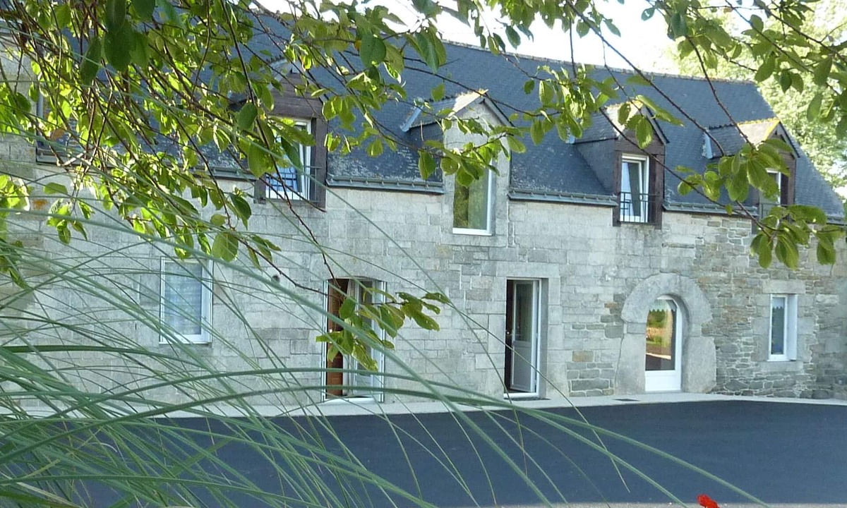 Neulliac House | Breton longère, cozy home in Brittany