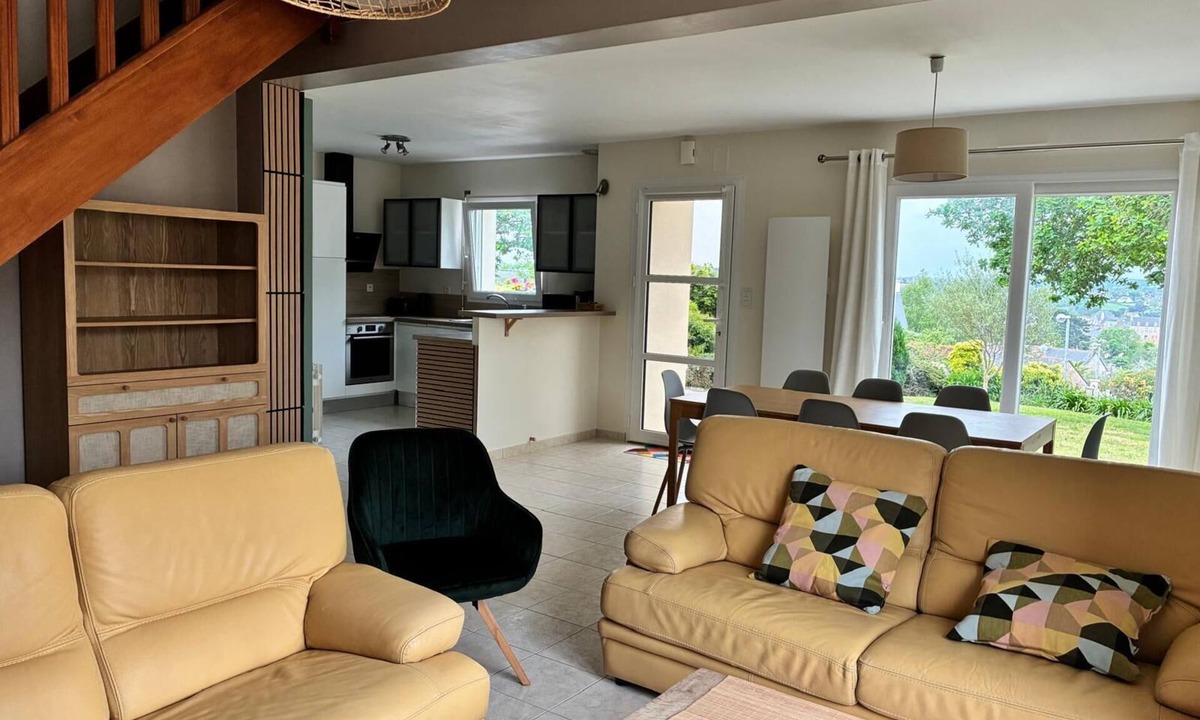Lezardrieux Cabin | Bright house with enclosed garden, near beaches Lézardrieux