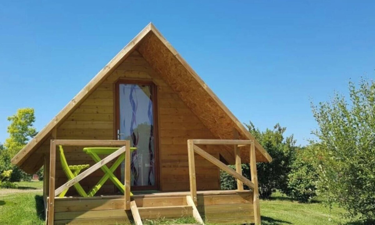 Loudeac Cabin | Cabane 3 étoiles - Piscine - ccbaica