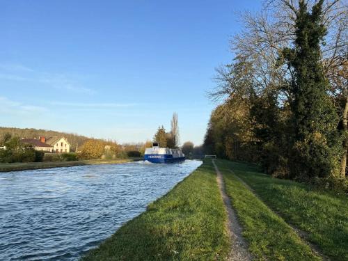 Bagneaux-sur-Loing Other | Camping 3 étoiles - eeeggh