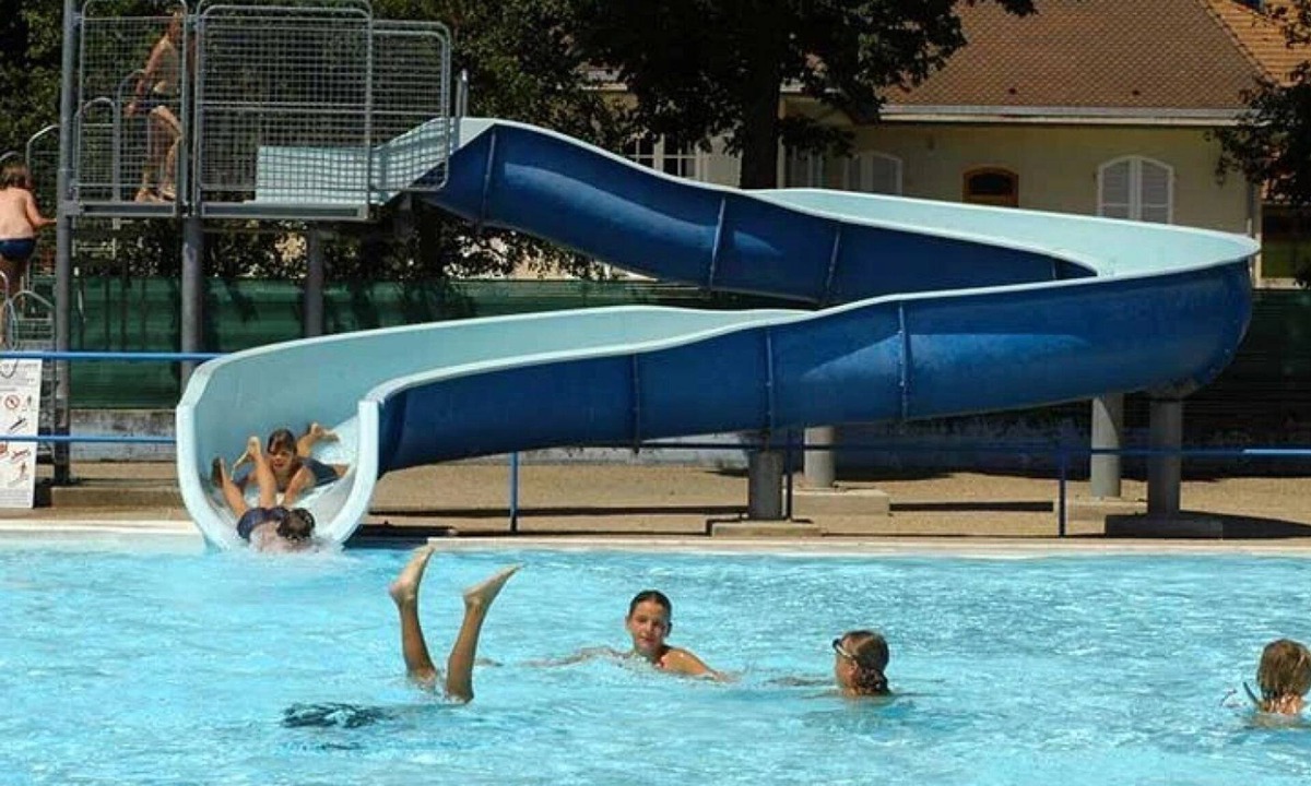 Mens House | Camping 3 étoiles - Piscine - ccbgaae