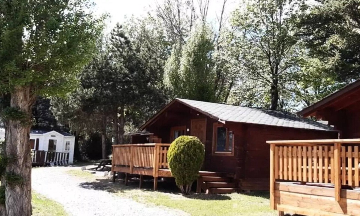 Estavar Ski Chalet | Campsite Les Jardins d'Estavar* - 1 Room Chalet 2 People
