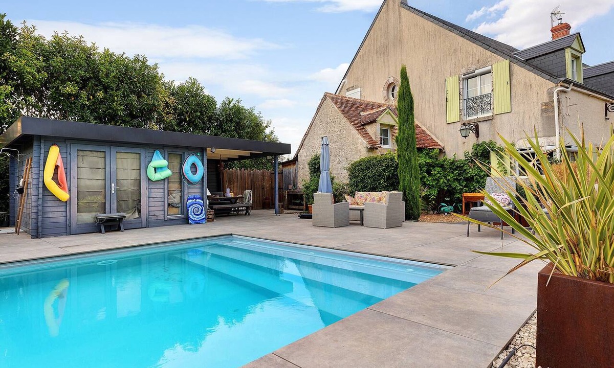 Messas House | Casa 103, cottage with shared pool