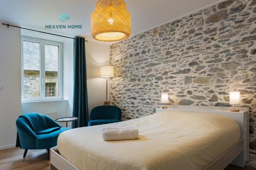Treguier Apartment | Centre historique de Tréguier - Studio rénové