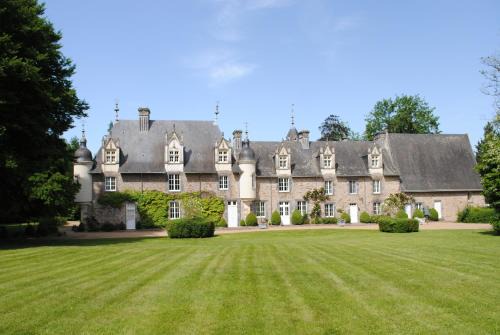 Pouance House | Château dans le calme de l'Anjou