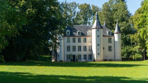 Louchy-Montfand House | Château de la Motte - chambre d'hôtes et gîtes