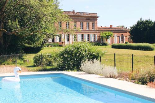 Castelsarrasin House | Château Lavalade