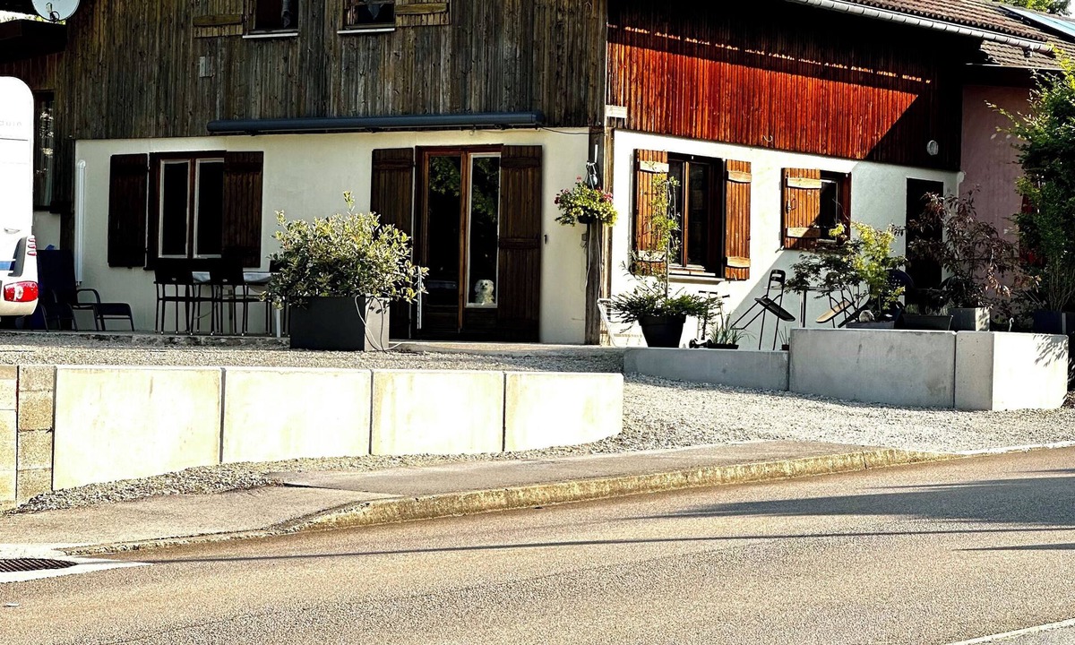 Monnet-la-Ville Ski Chalet | Chalet 8 à 10 Personnes