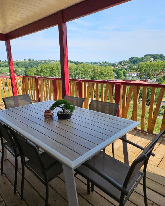 Hasparren Ski Chalet | Chalet avec piscine, climatisation & vue de 2 à 6 personnes - Hasparren - Pays Basque - Chalet Ibaia