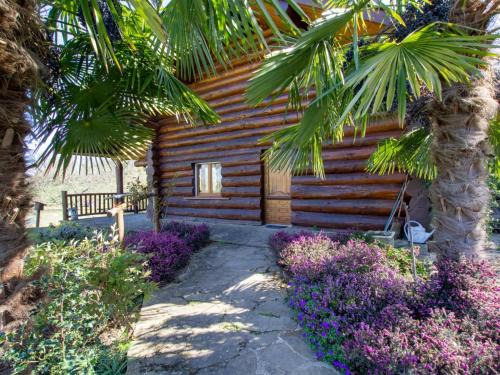 Dussac House | Chalet confortable au bord d'un étang à Dussac - FR-1-616-72