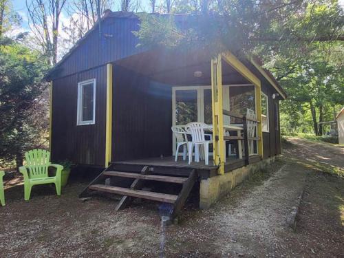Salles Other | Chalet confortable avec terrasse en pleine nature - API-1-52-237