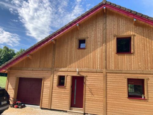 Menetrux-en-Joux Ski Chalet | Chalet du hérisson