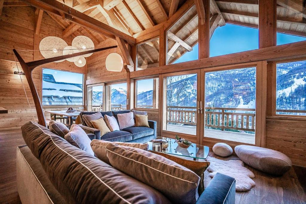 Chantemerle Ski Chalet | Chalet Ecrin