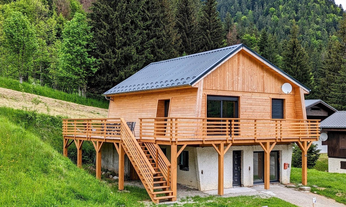 Saint-Pierre-d'Entremont Ski Chalet | Chalet du Souillet with Mountain Views, Private Terrace and Wi-Fi