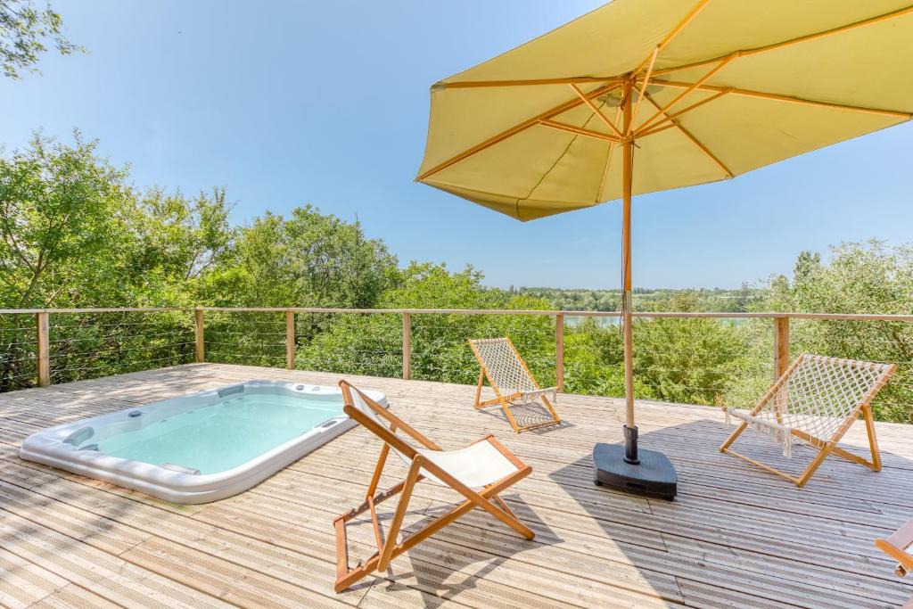 Fontenay-sur-Loing Ski Chalet | Chalet - Jacuzzi et Terrasse - 6 pers - 1H30 PARIS