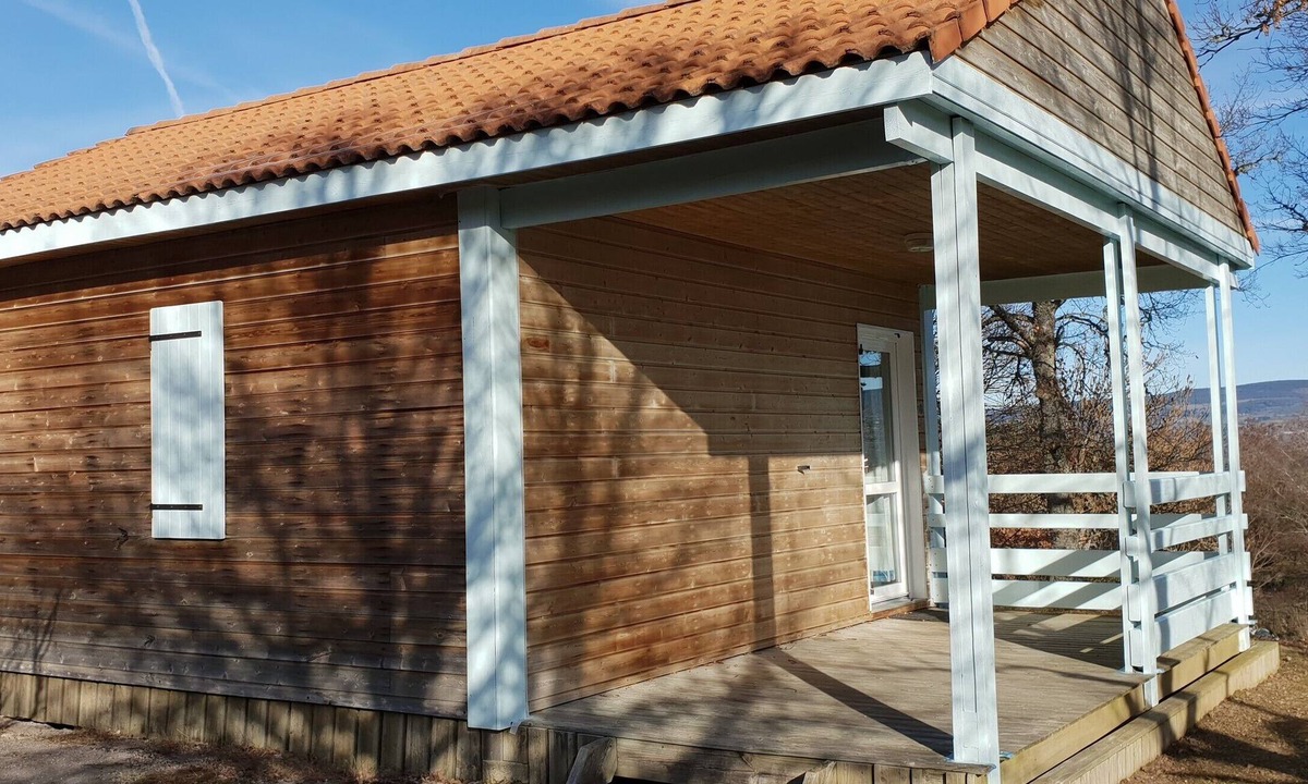 Blavignac Ski Chalet | Chalet Myosotis with Mountain View, Shared Pool, and Wi-Fi
