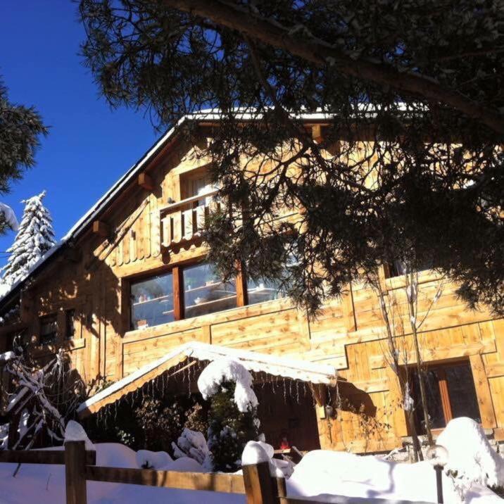 Formigueres Bed & Breakfast | Chalet Pomme de Pin 5 chambres 12 à 14 personnes