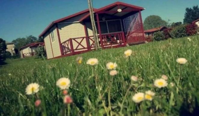 Casteljaloux Ski Chalet | CHALET PROCHE DE TOUTES COMMODITES PARKING GRATUIT